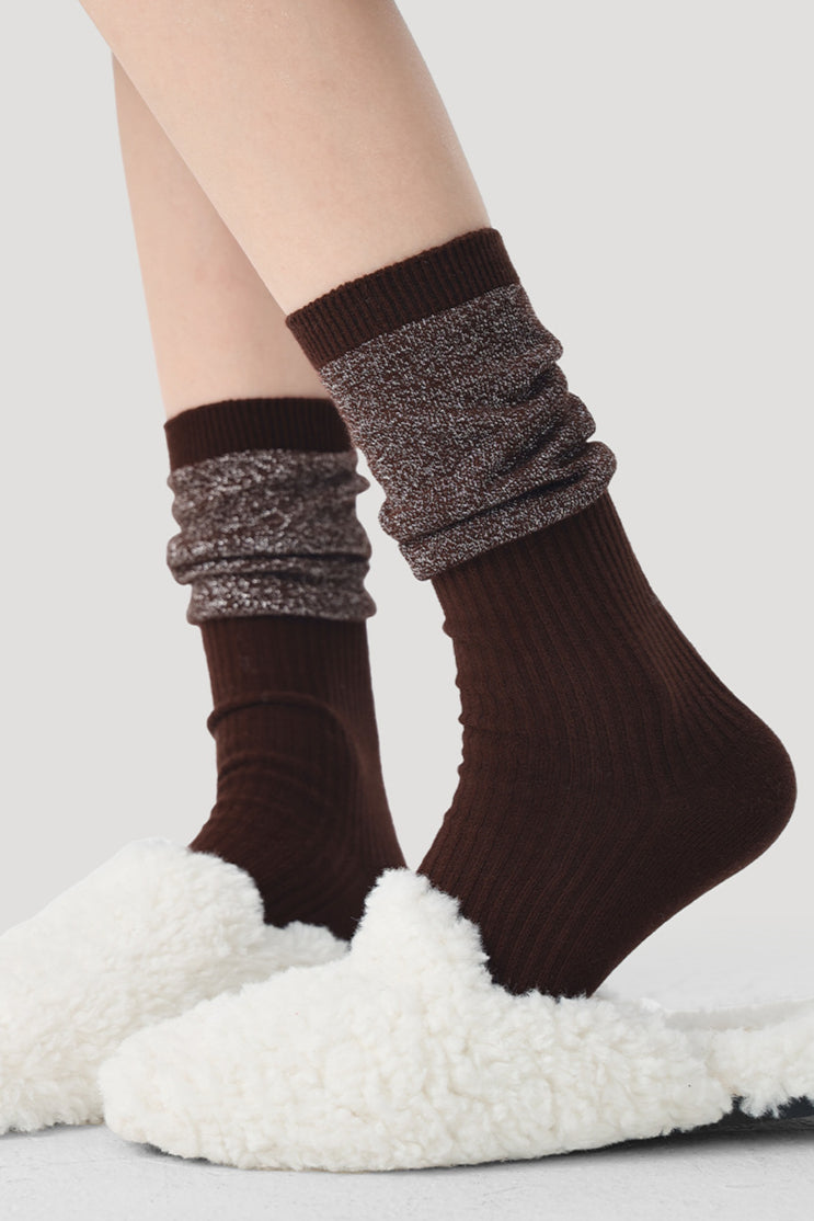 Sleek Textured Ankle Socks