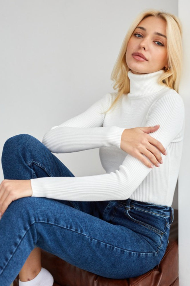 Eterna Contour Ribbed Turtleneck Sweater