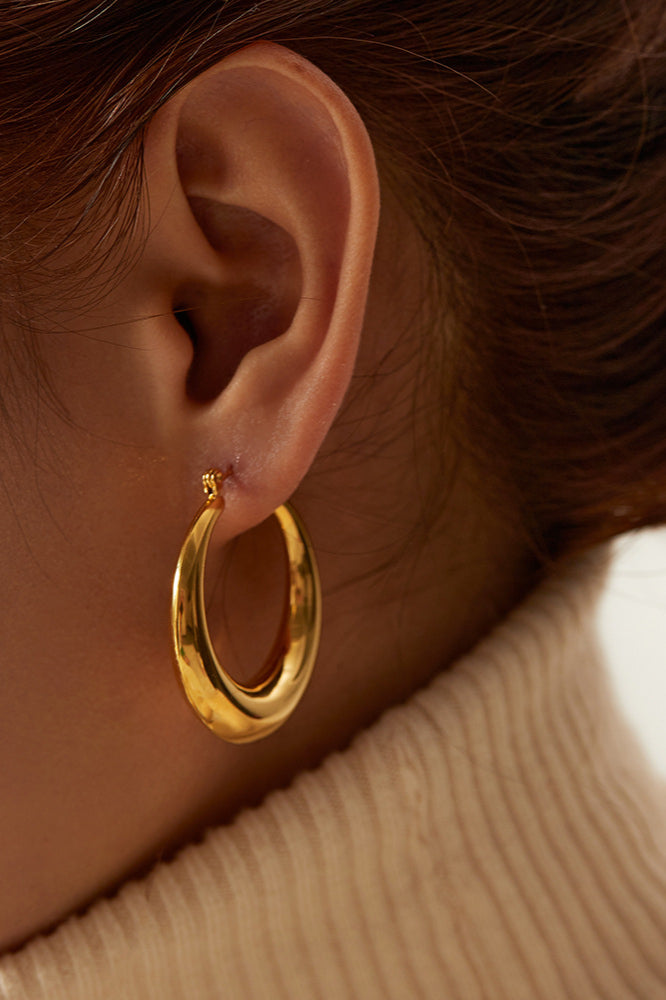 Women's Elegant Gold Hoop Earring