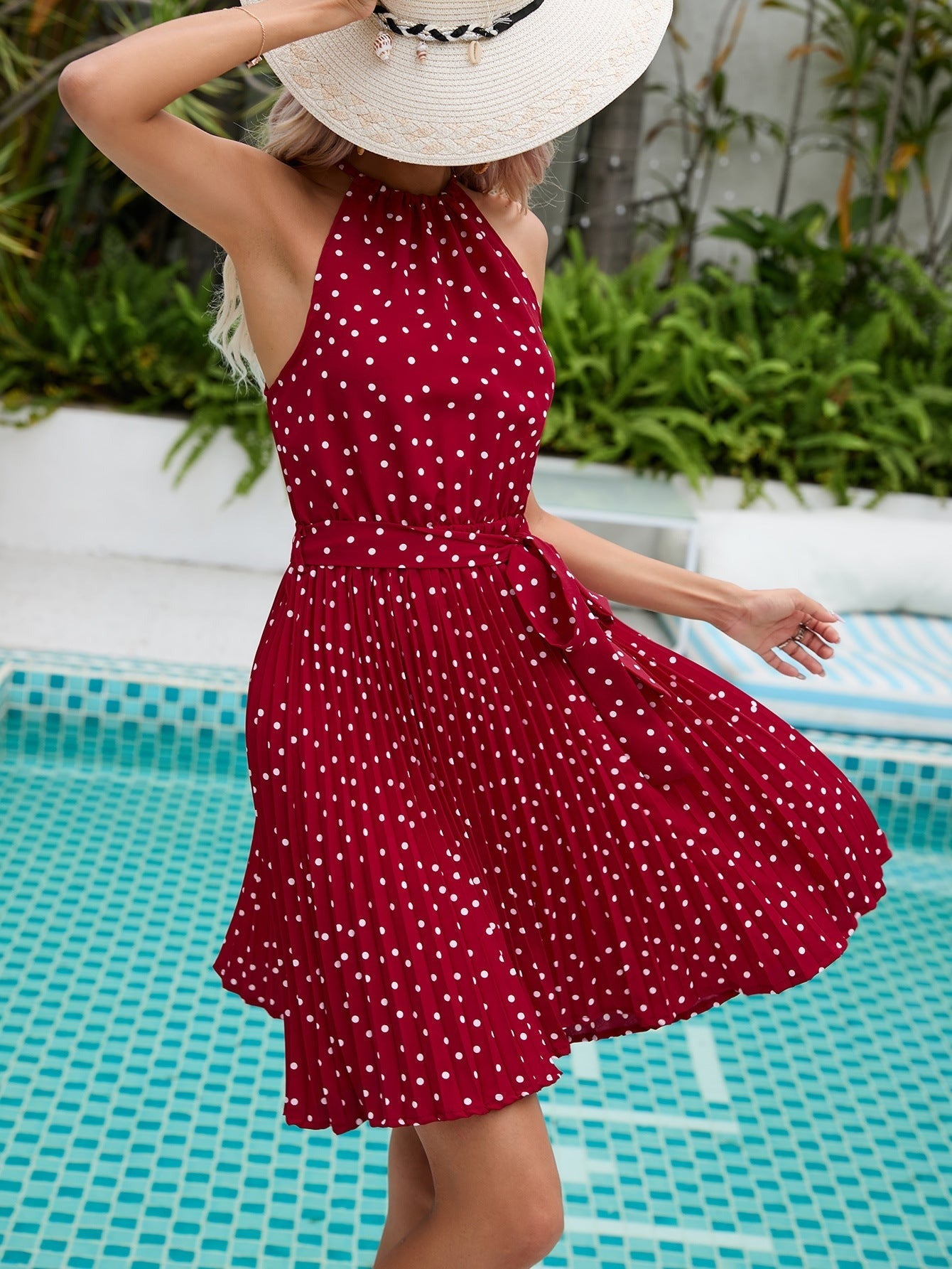 Elegant Halter Neck Polka Dots Printed Sleeveless Dress