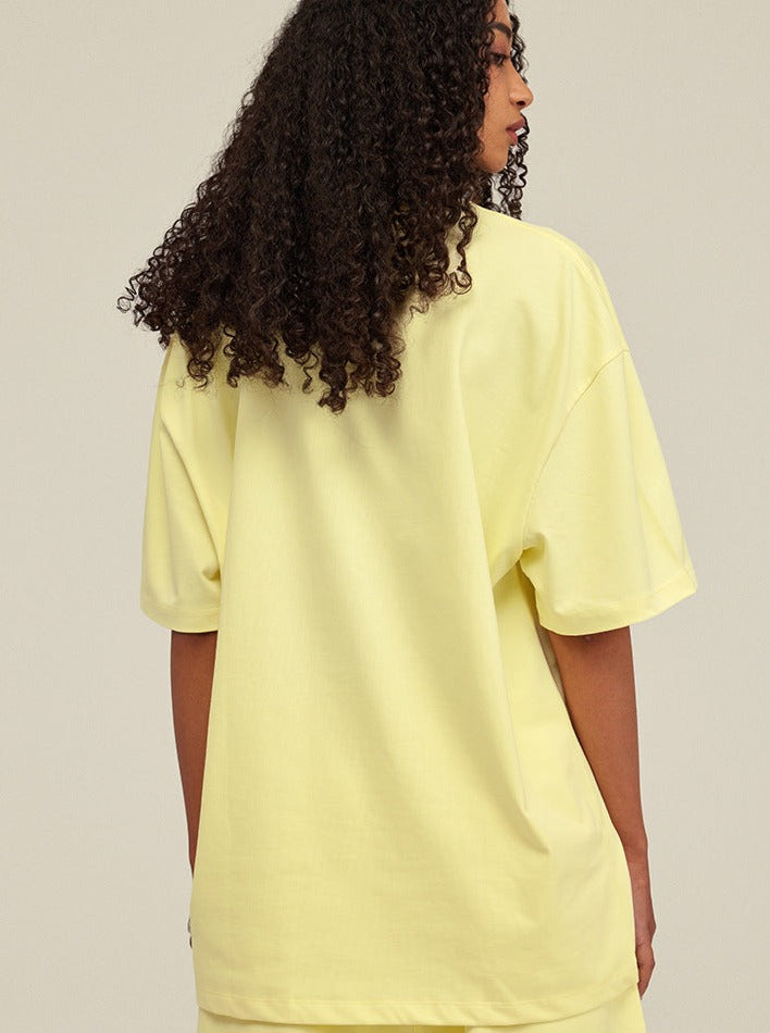 Top de manga corta amarillo de moda 