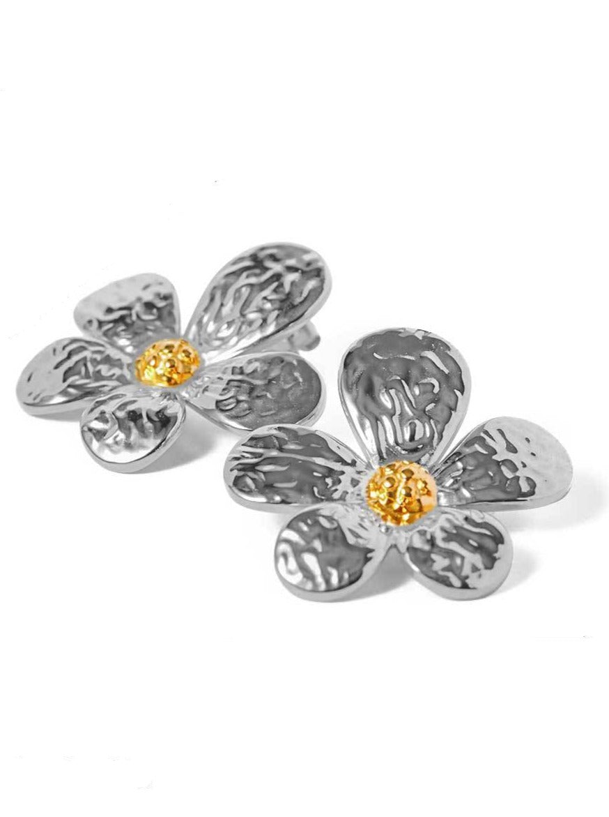 Pendientes de flores de acero inoxidable en oro de 18 quilates 